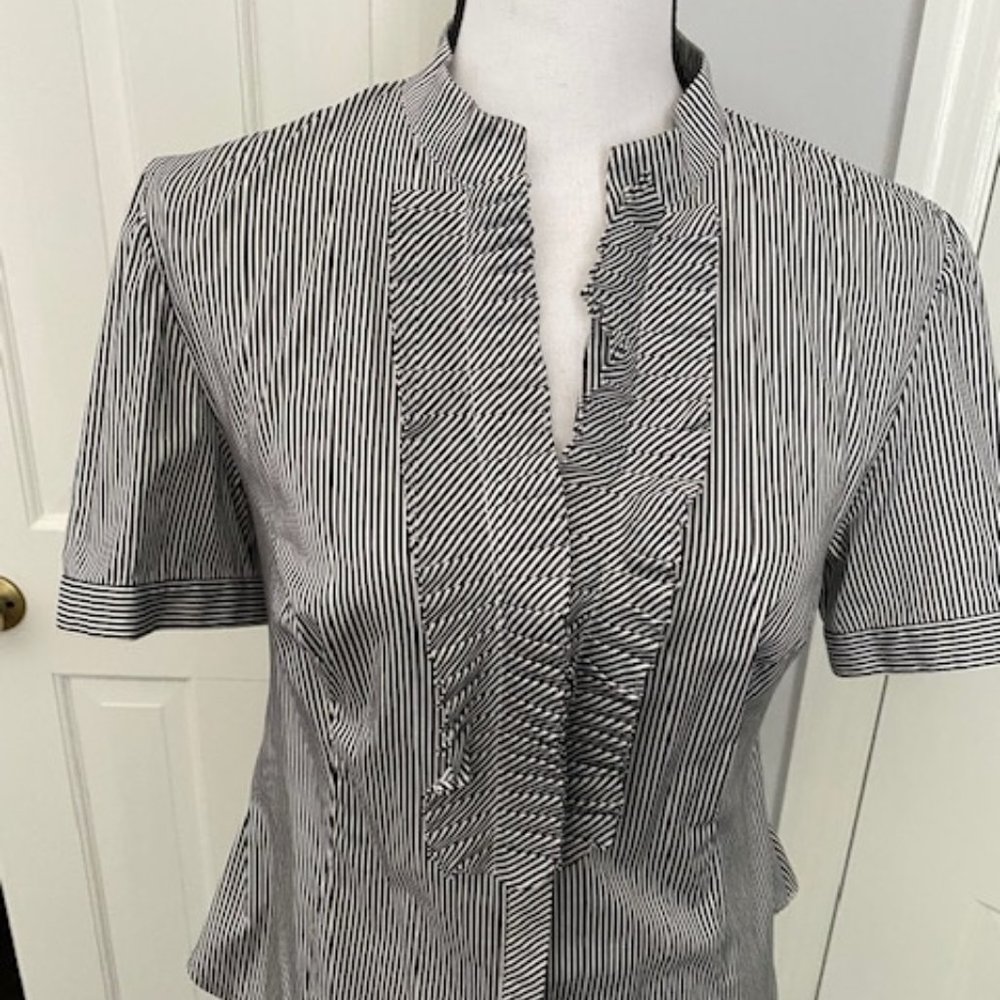 Short Sleeve Tailored Shirt